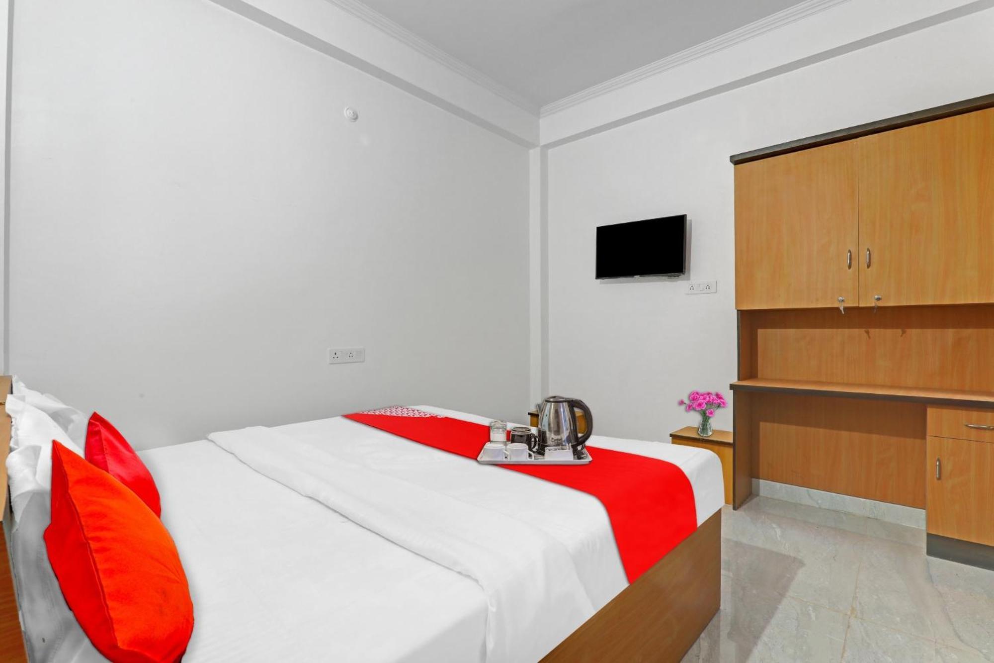 Hotel O Sai Galaxy Hotel & Restaurant Kanpur Buitenkant foto